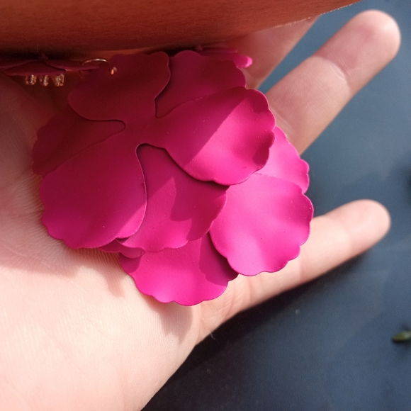 Hot Fuchsia Pink Floral Earrings - Picture 12 of 17
